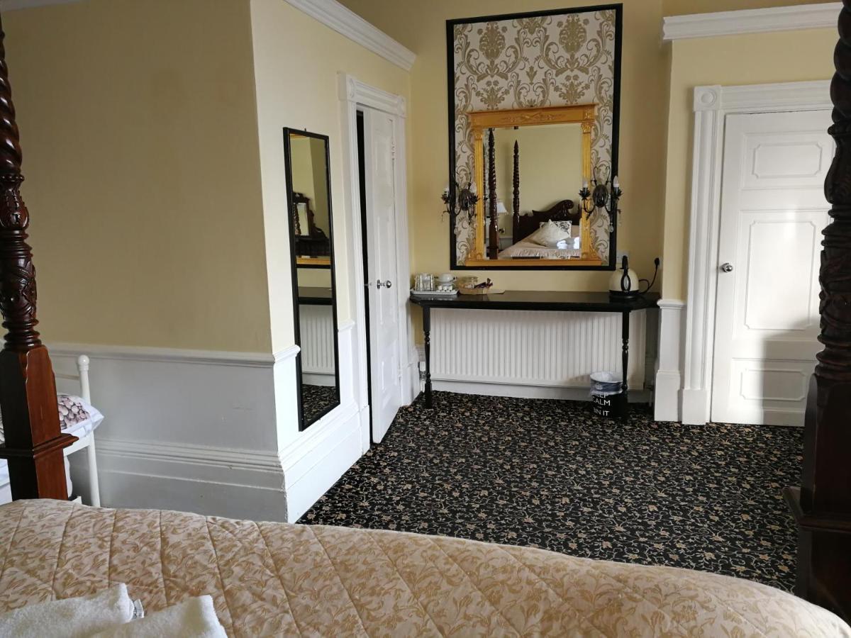 Regency 3* Hove